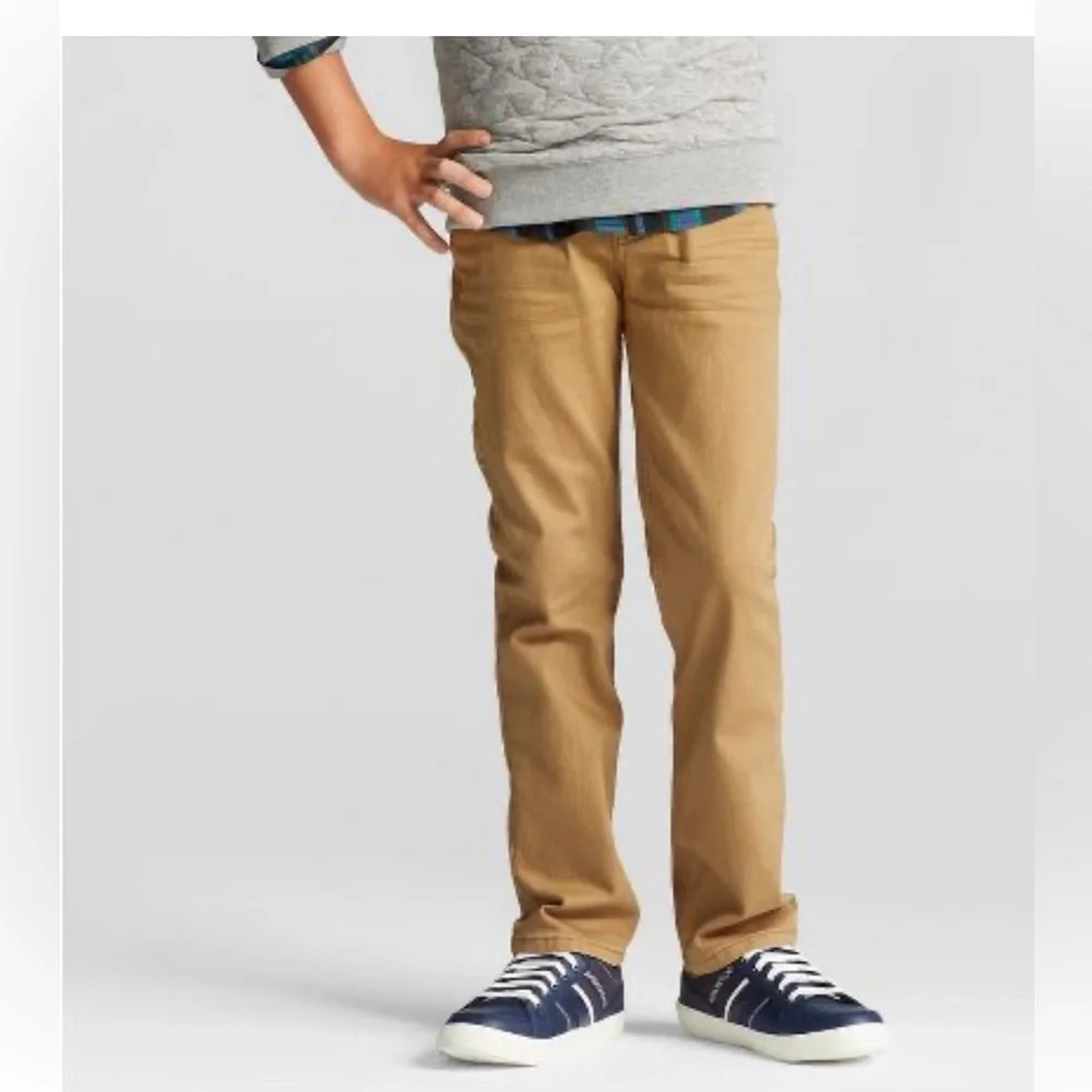 Boys' Straight Fit Stretch Jeans - Cat & Jack